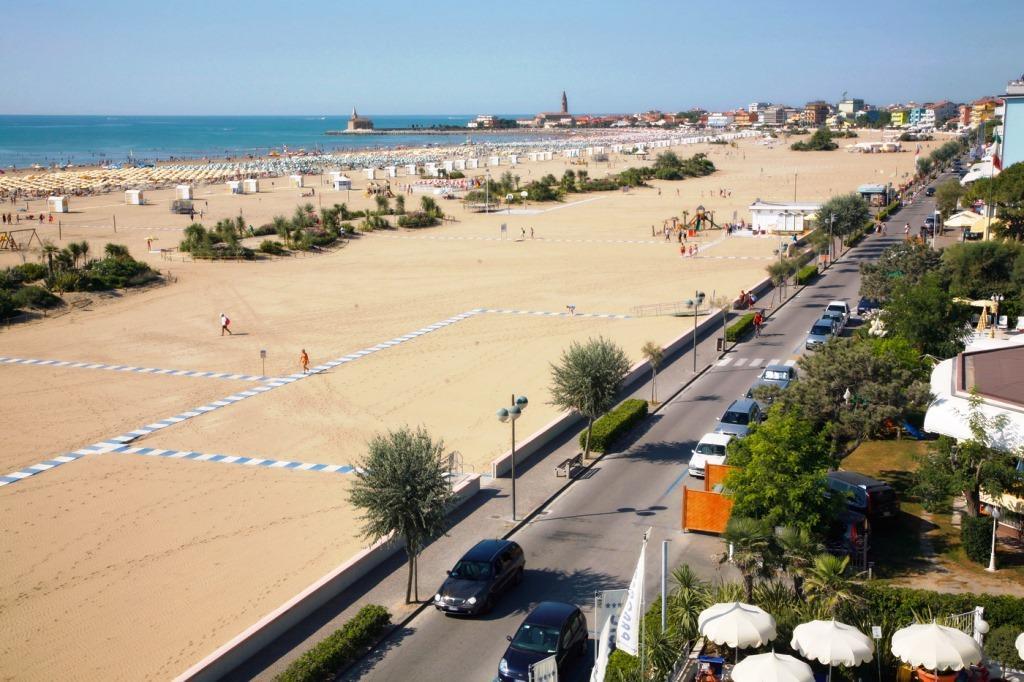 Hotel Panoramic Caorle Luaran gambar