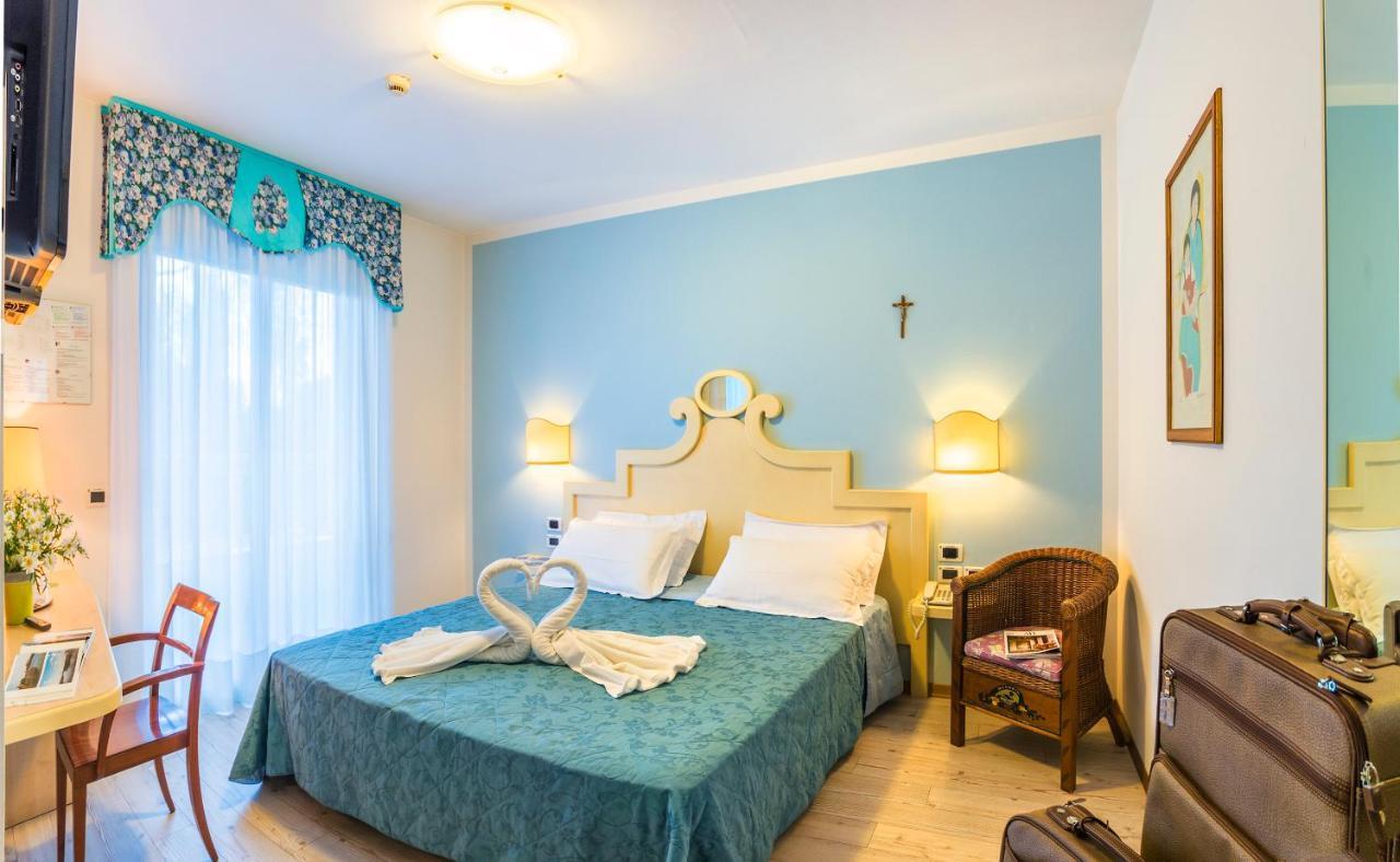Hotel Panoramic Caorle Luaran gambar