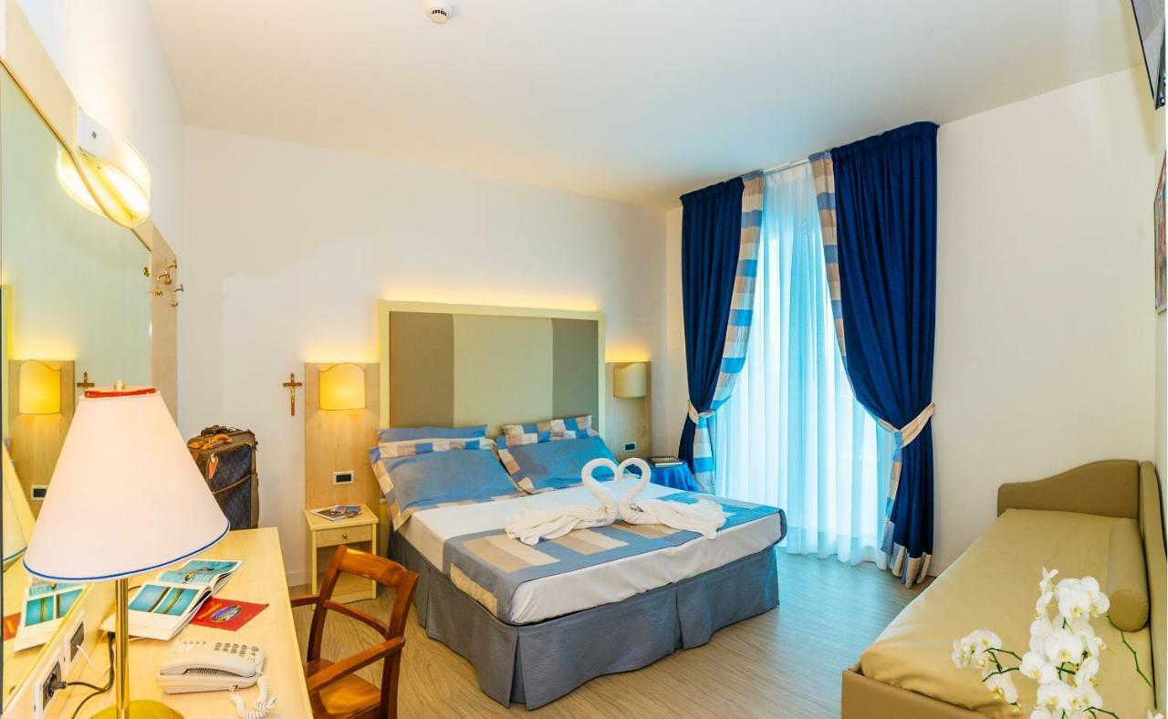 Hotel Panoramic Caorle Luaran gambar